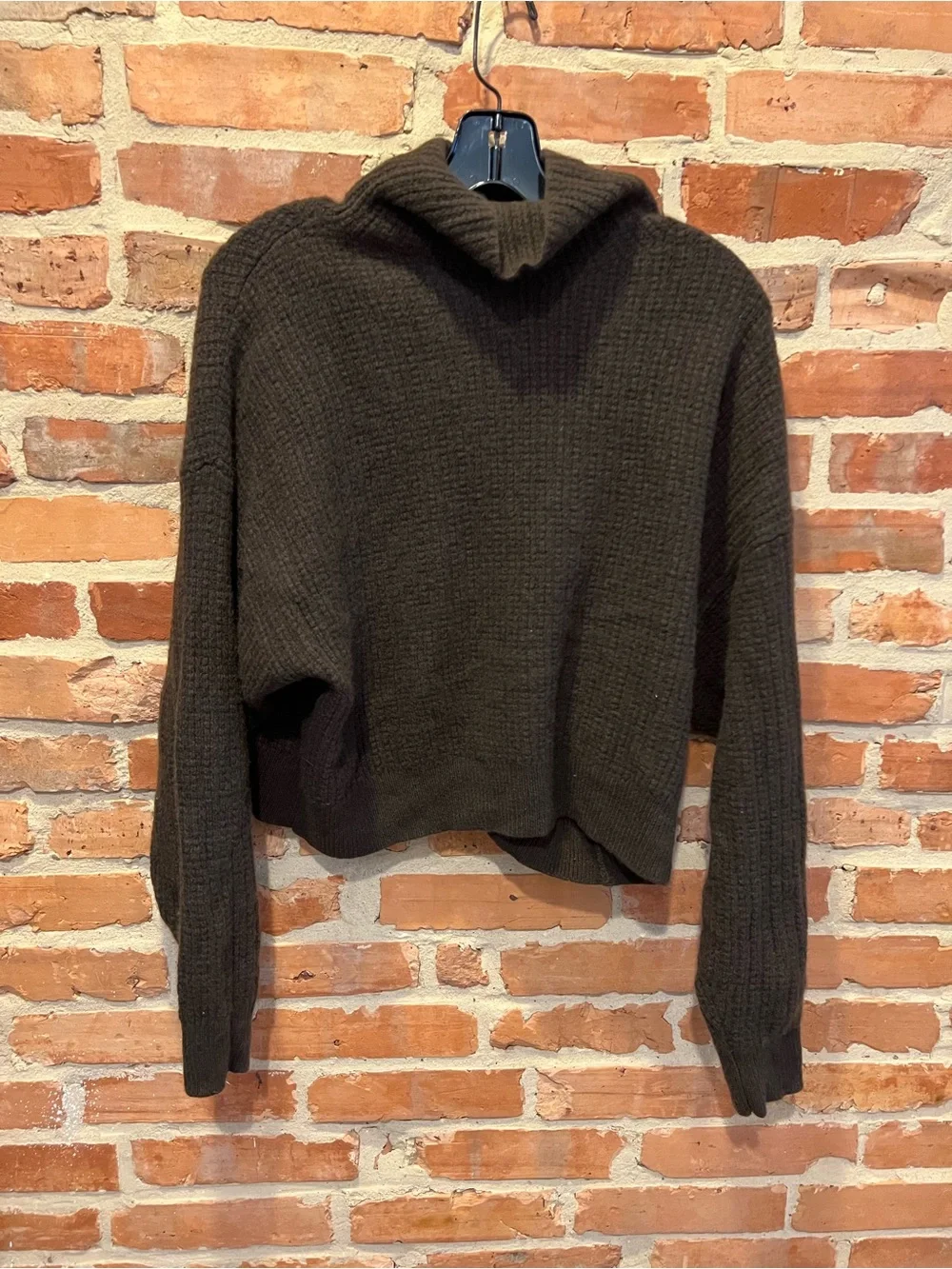ALO Cashmere Plush Waffle Turtleneck Pullover size L